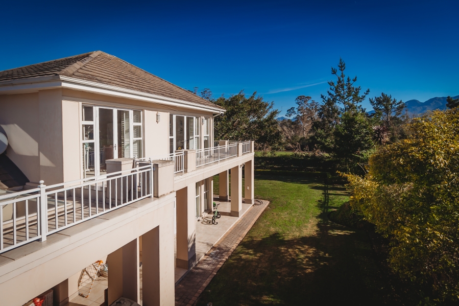 4 Bedroom Property for Sale in King George Park Western Cape